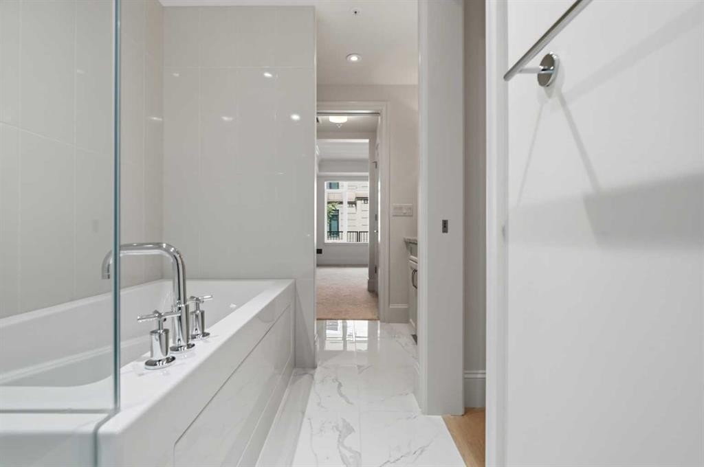 105-221 Quarry Way Se, Calgary, AB