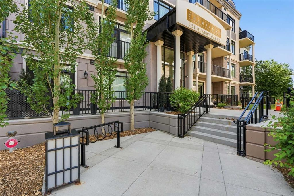 105-221 Quarry Way Se, Calgary, AB