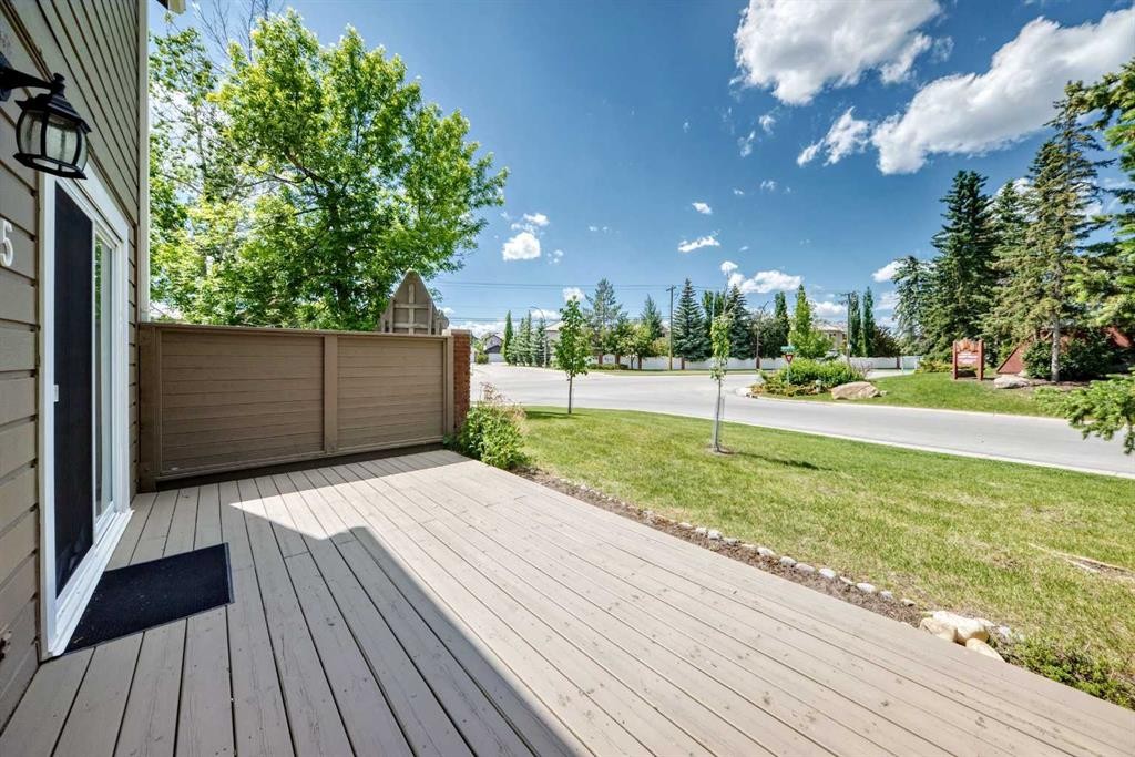 205-829 Coach Bluff Crescent Sw, Calgary, AB
