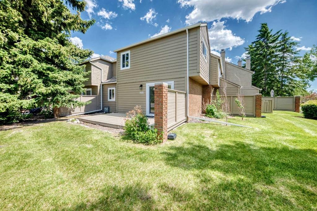 205-829 Coach Bluff Crescent Sw, Calgary, AB