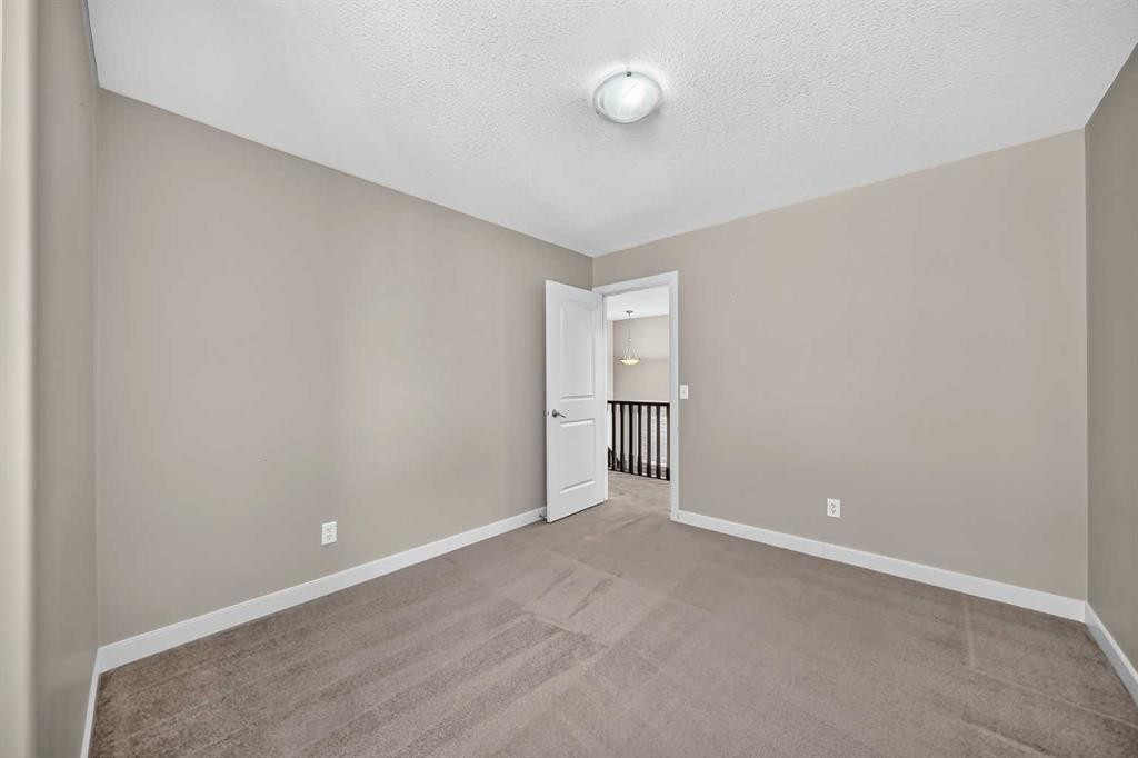 38 Everwoods Link Sw, Calgary, AB - Indoor Photo Showing Other Room