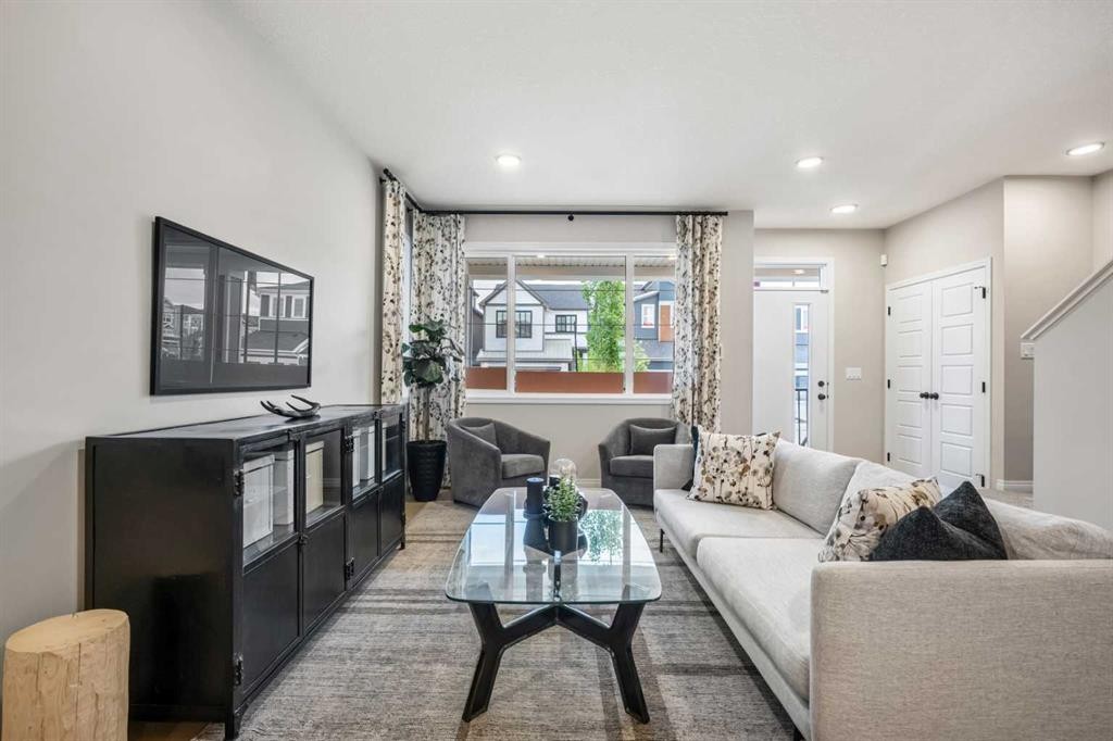 174 Mitchell Road Nw, Calgary, AB