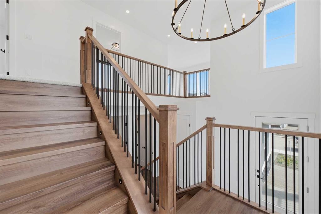 75 Sunvalley Way, Cochrane, AB