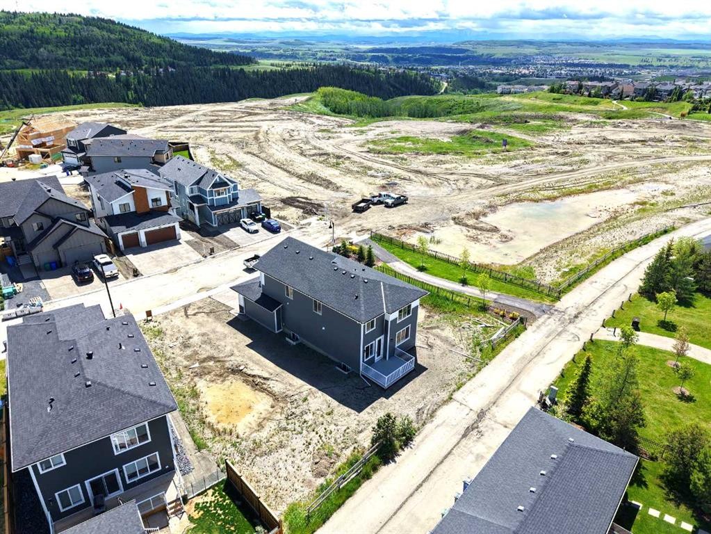 75 Sunvalley Way, Cochrane, AB