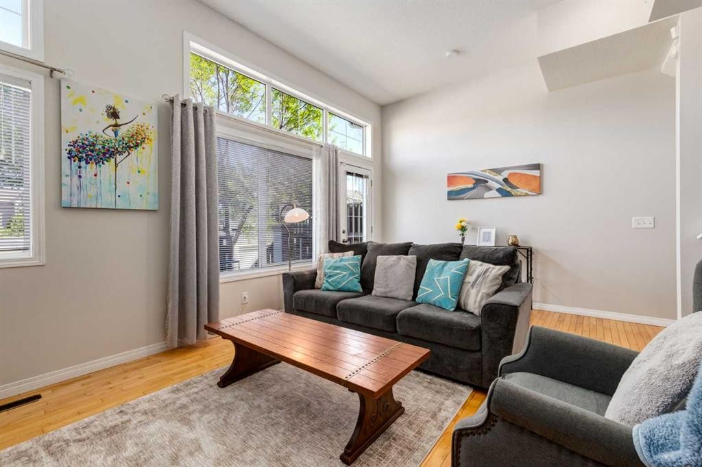 55 Copperfield Court Se, Calgary, AB