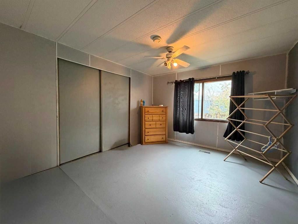 42-5800 46 Street, Olds, AB