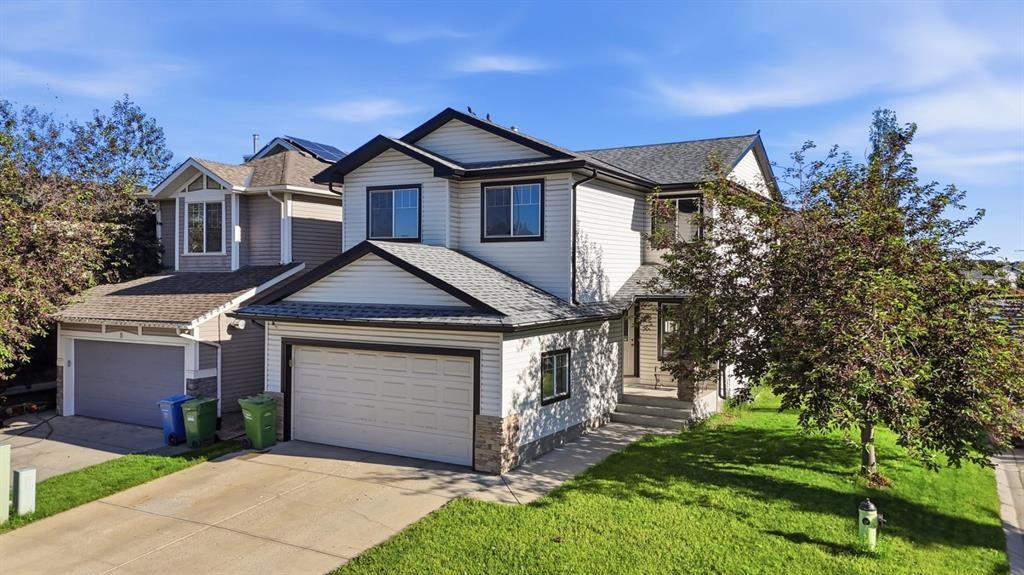4 Everglen Grove Sw, Calgary, AB - Outdoor With Facade