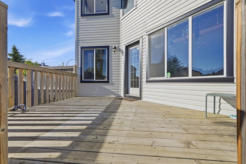 4 Everglen Grove Sw, Calgary, AB - Outdoor With Exterior