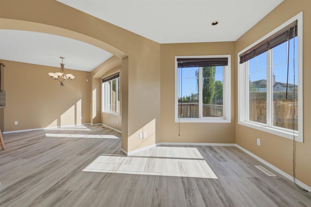 4 Everglen Grove Sw, Calgary, AB - With Exterior