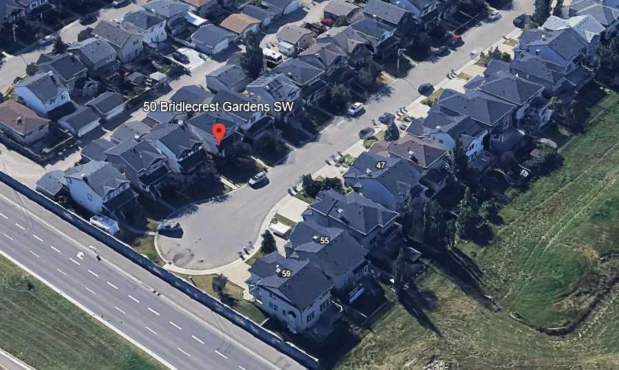 50 Bridlecrest Gardens Sw, Calgary, AB