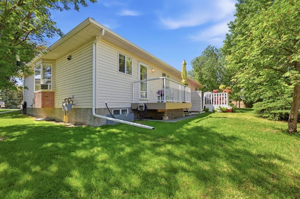 112 Dovista Court Se, Calgary, AB - Outdoor With Deck Patio Veranda