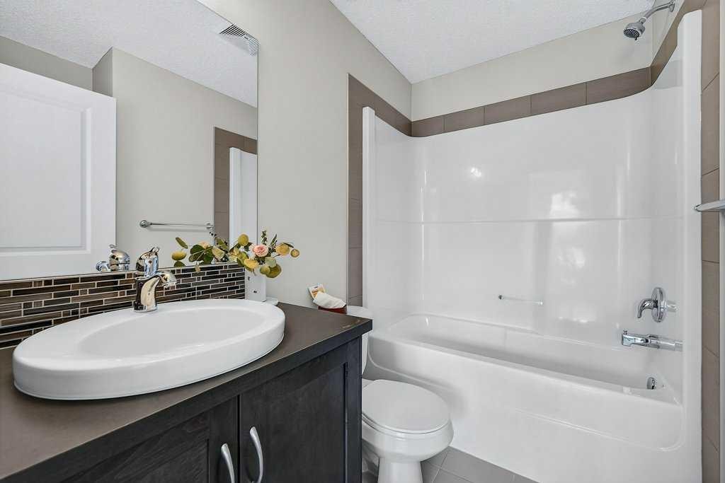 48 Kinlea Common Nw, Calgary, AB