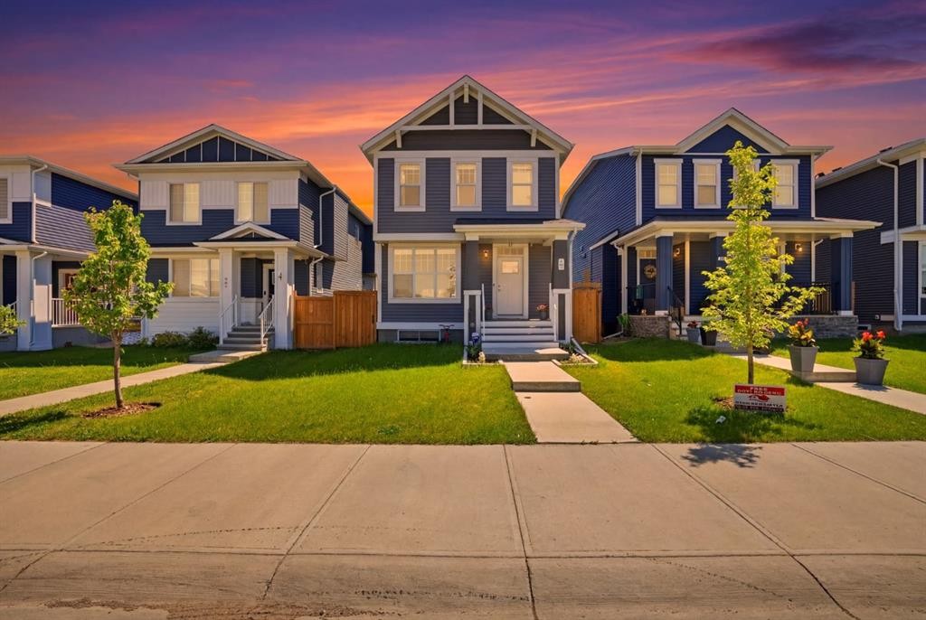 908 West Lakeview Drive, Chestermere, AB