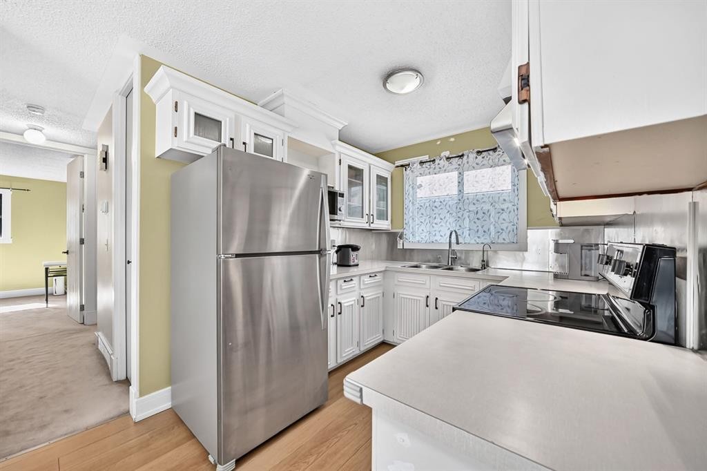 55 Doverglen Crescent Se, Calgary, AB