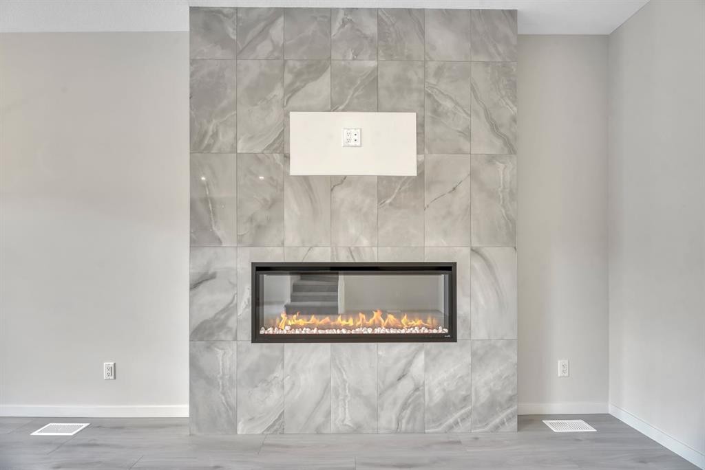 292 Marmot Grove Nw, Calgary, AB