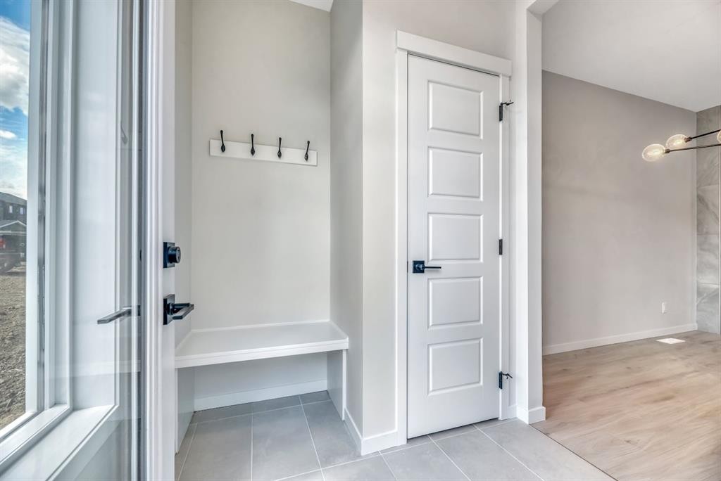292 Marmot Grove Nw, Calgary, AB