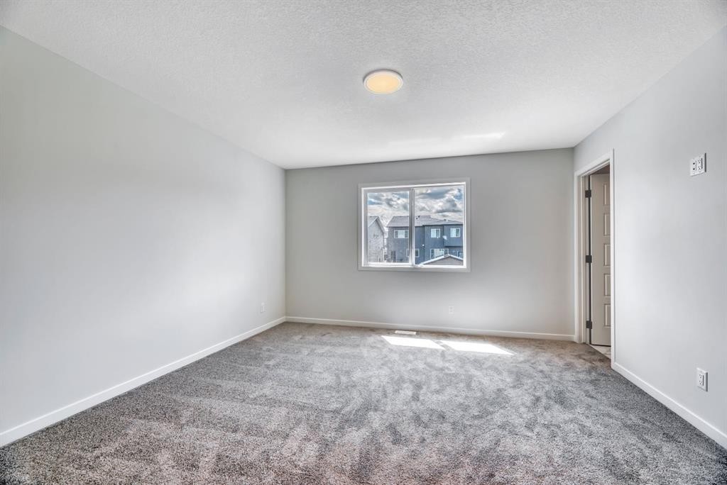 292 Marmot Grove Nw, Calgary, AB
