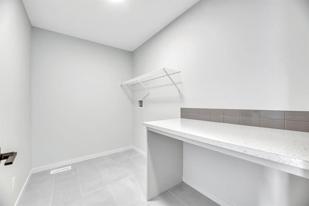 292 Marmot Grove Nw, Calgary, AB