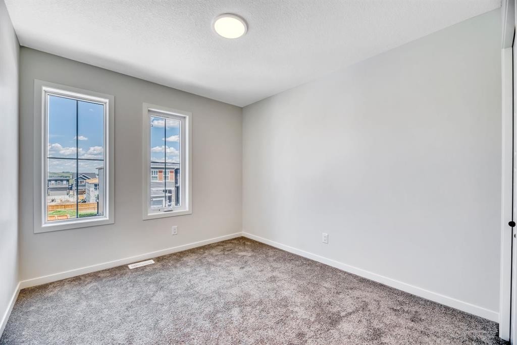 292 Marmot Grove Nw, Calgary, AB