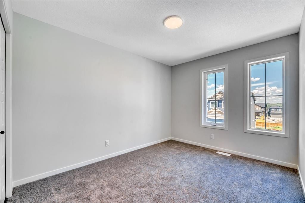 292 Marmot Grove Nw, Calgary, AB