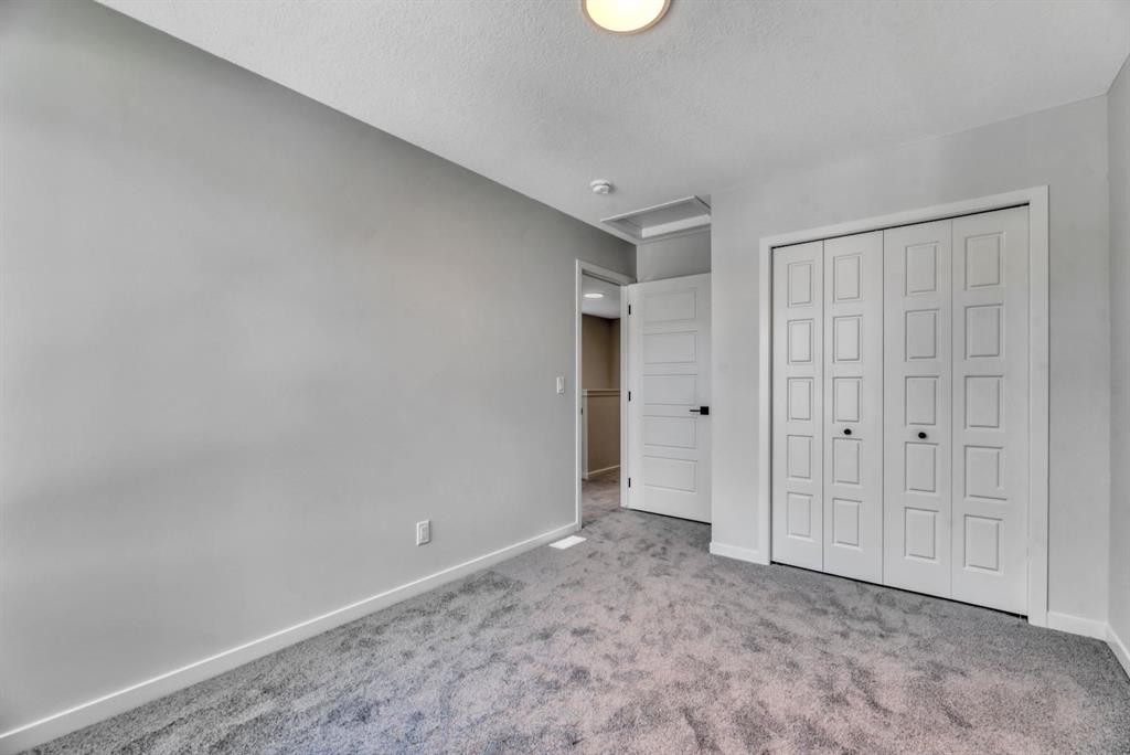 292 Marmot Grove Nw, Calgary, AB