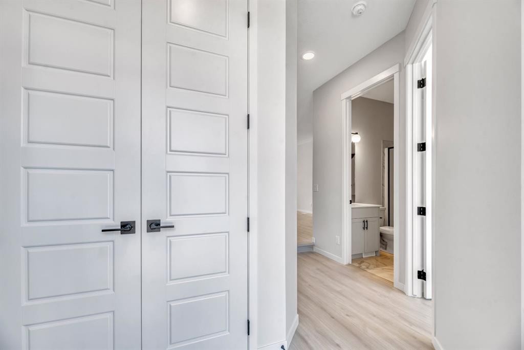 292 Marmot Grove Nw, Calgary, AB