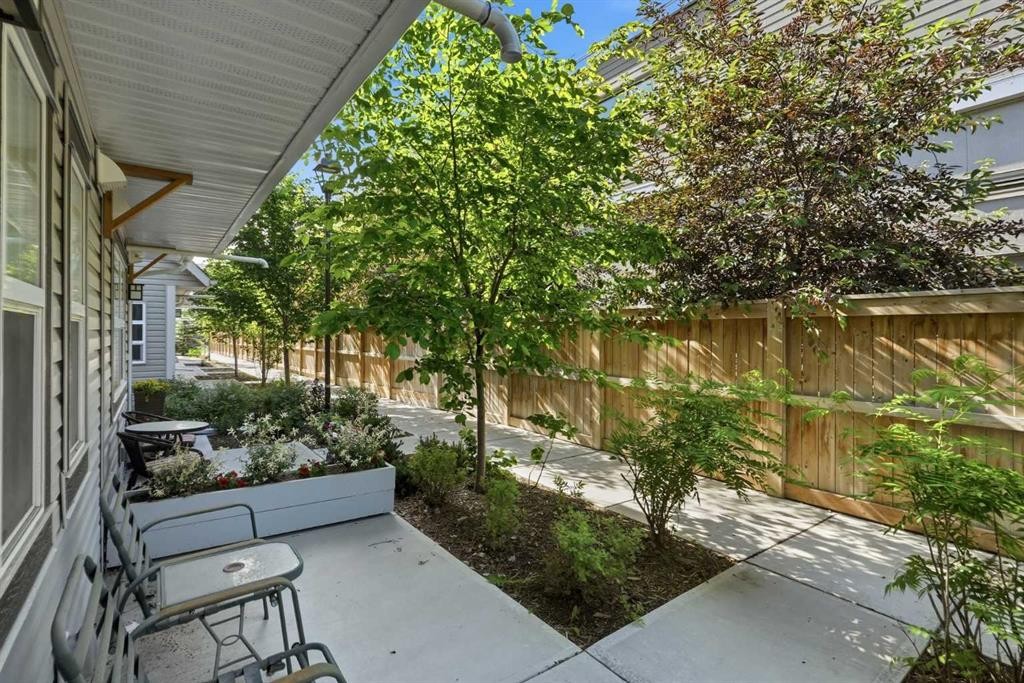 29 Legacy Path Se, Calgary, AB