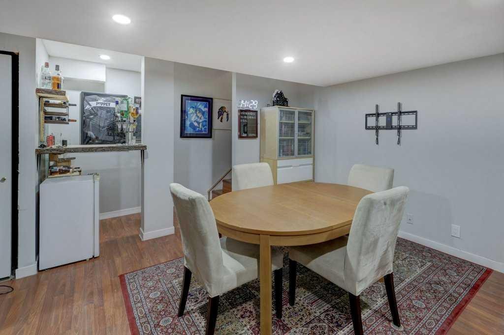 8034 24 Street Se, Calgary, AB - Indoor Photo Showing Dining Room