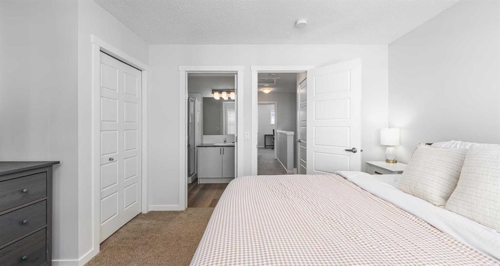 310 Cranbrook Square Se, Calgary, AB