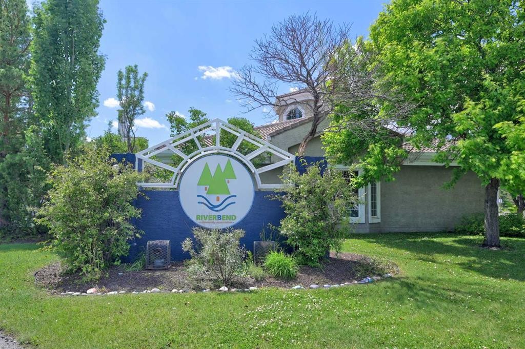 22 Rivercrest Way Se, Calgary, AB