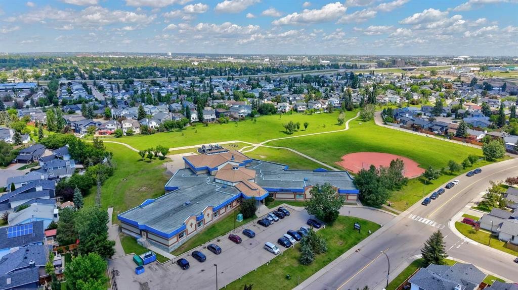 22 Rivercrest Way Se, Calgary, AB
