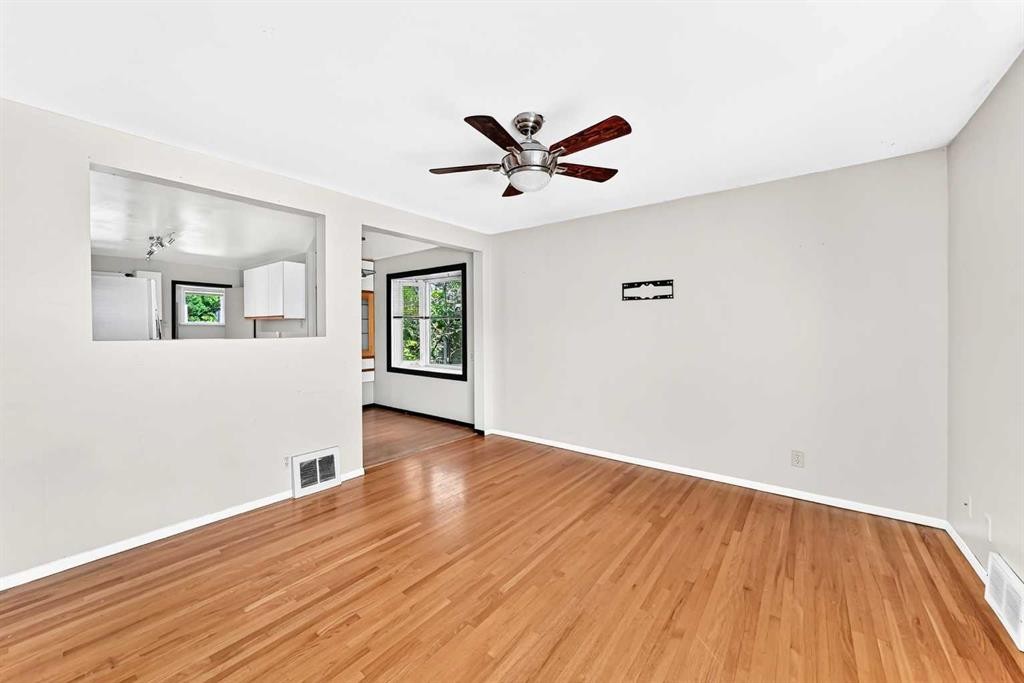 2028 Westmount Road Nw, Calgary, AB