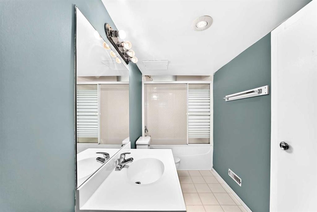 2028 Westmount Road Nw, Calgary, AB