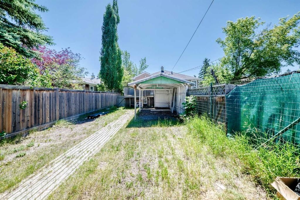 2028 Westmount Road Nw, Calgary, AB