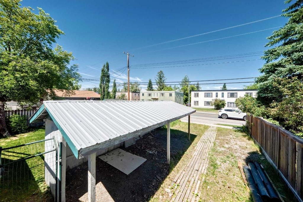 2028 Westmount Road Nw, Calgary, AB