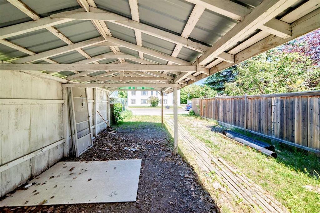 2028 Westmount Road Nw, Calgary, AB