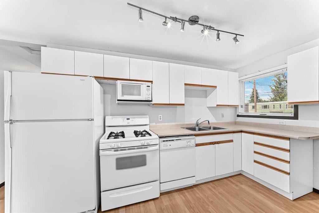 2028 Westmount Road Nw, Calgary, AB