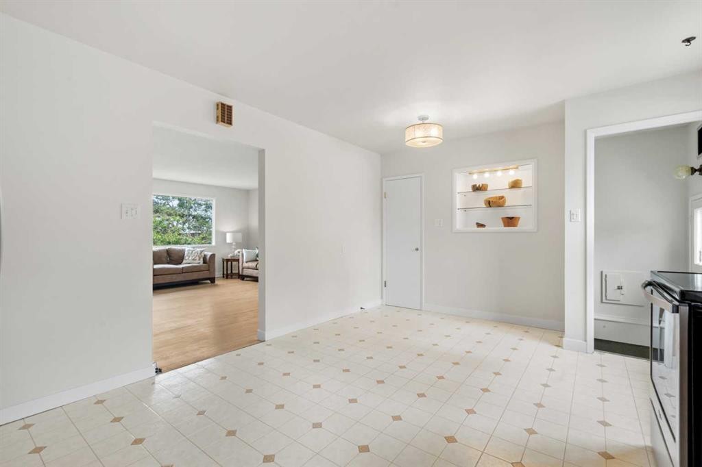 6215 Thorncliffe Drive Nw, Calgary, AB