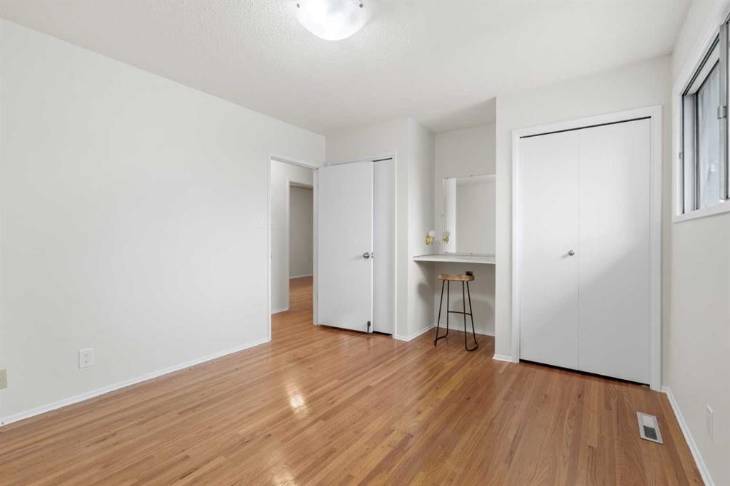 6215 Thorncliffe Drive Nw, Calgary, AB
