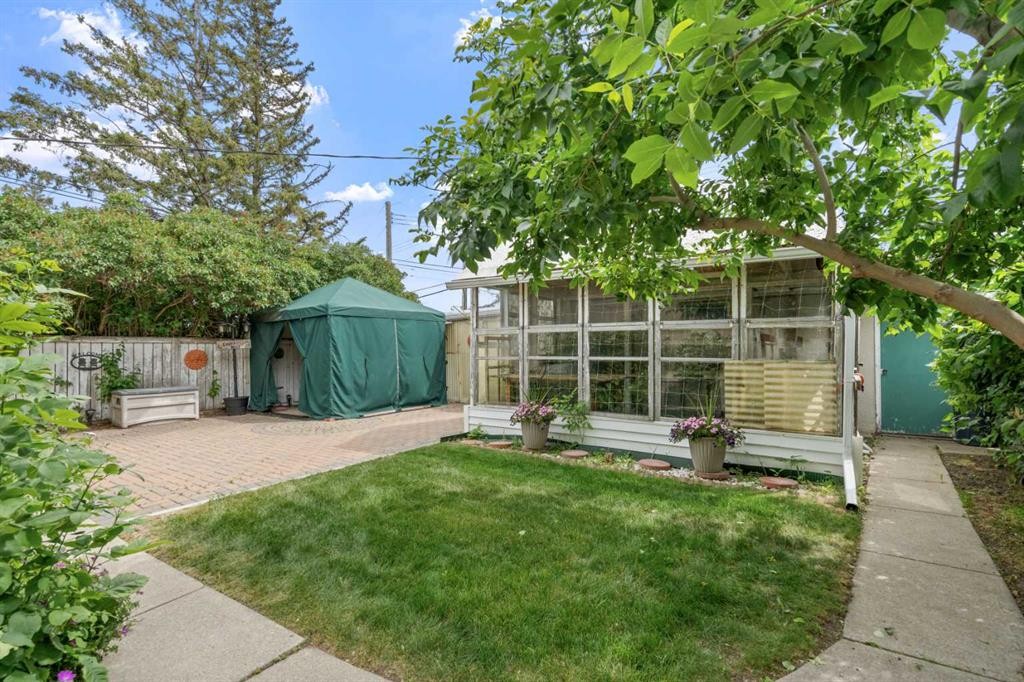 6215 Thorncliffe Drive Nw, Calgary, AB
