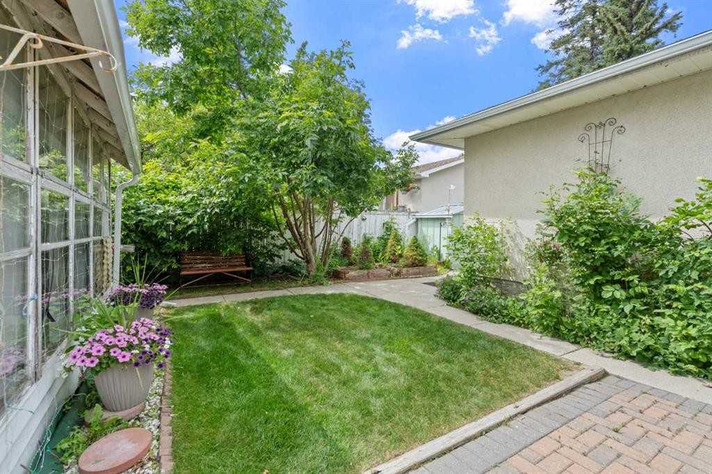 6215 Thorncliffe Drive Nw, Calgary, AB