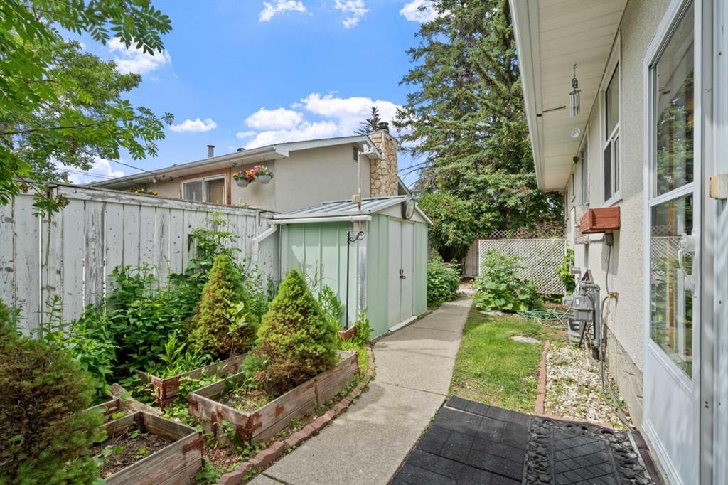 6215 Thorncliffe Drive Nw, Calgary, AB