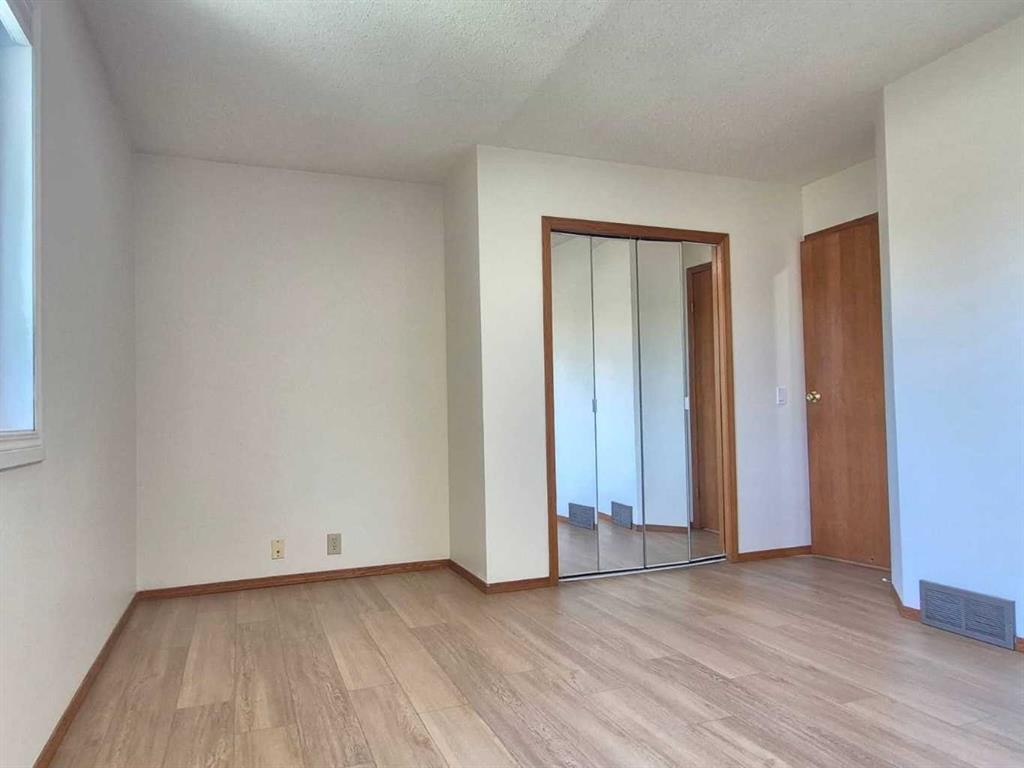 7 Suncastle Crescent Se, Calgary, AB