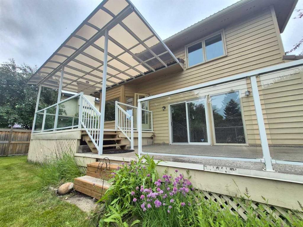 7 Suncastle Crescent Se, Calgary, AB