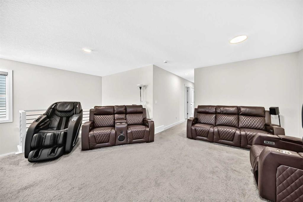 27 Belvedere Point Se, Calgary, AB - Indoor