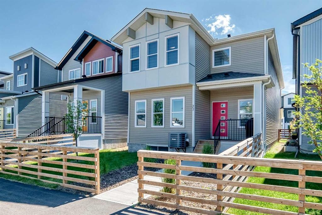 27 Belvedere Point Se, Calgary, AB - Outdoor