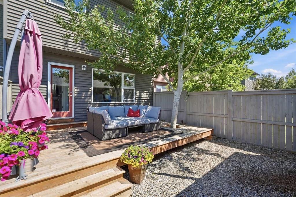40 Sunvalley Road, Cochrane, AB