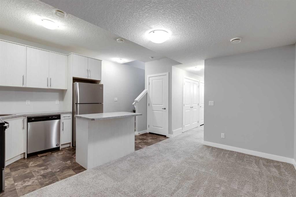 47 Cornerbrook Gate Ne, Calgary, AB