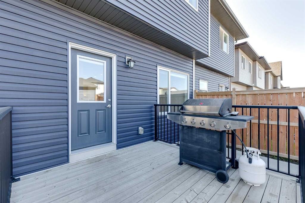 47 Cornerbrook Gate Ne, Calgary, AB