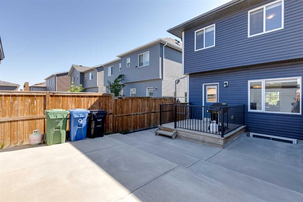 47 Cornerbrook Gate Ne, Calgary, AB